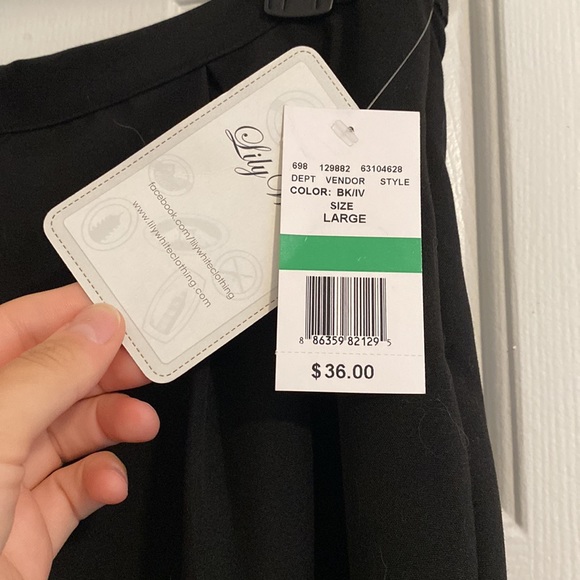 Women’s Skirt - Picture 2 of 2